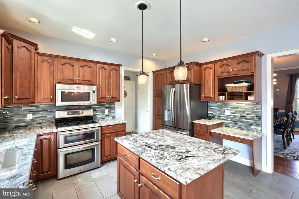 4220 PEACH ORCHARD HOLLOW