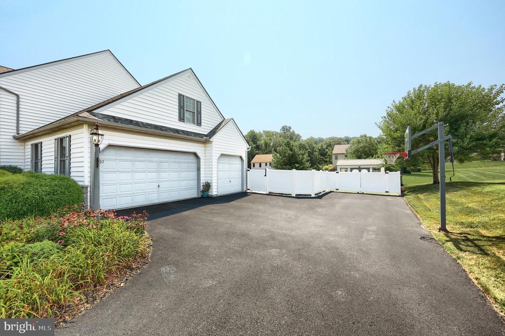 4220 PEACH ORCHARD HOLLOW