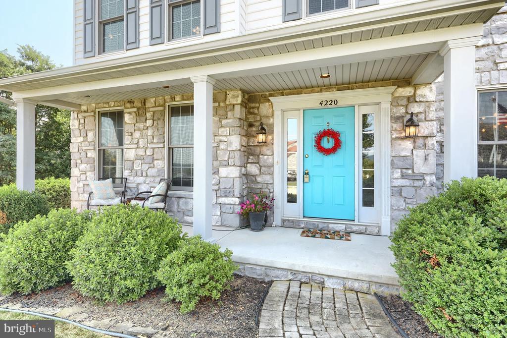 4220 PEACH ORCHARD HOLLOW