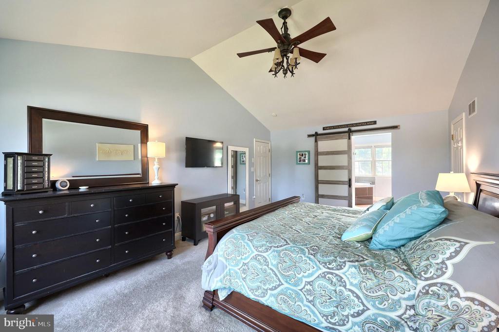 4220 PEACH ORCHARD HOLLOW
