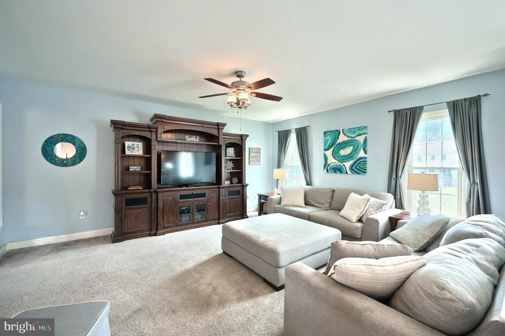 4220 PEACH ORCHARD HOLLOW