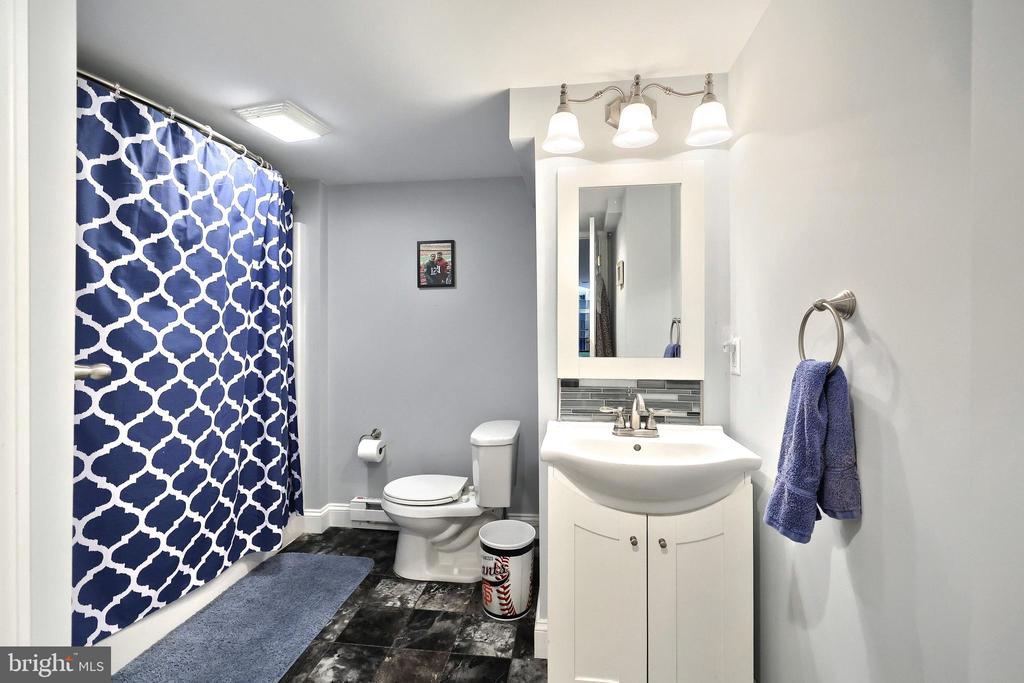 4220 PEACH ORCHARD HOLLOW