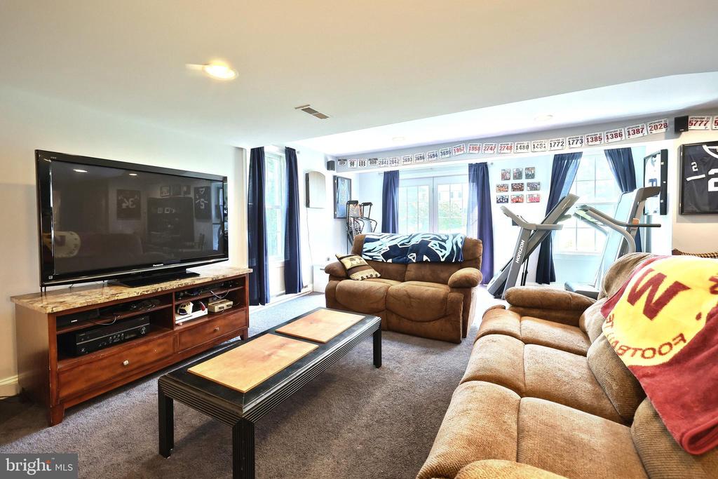 4220 PEACH ORCHARD HOLLOW