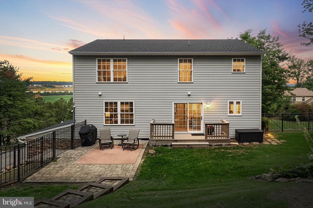 590 WOODSIDE ROAD