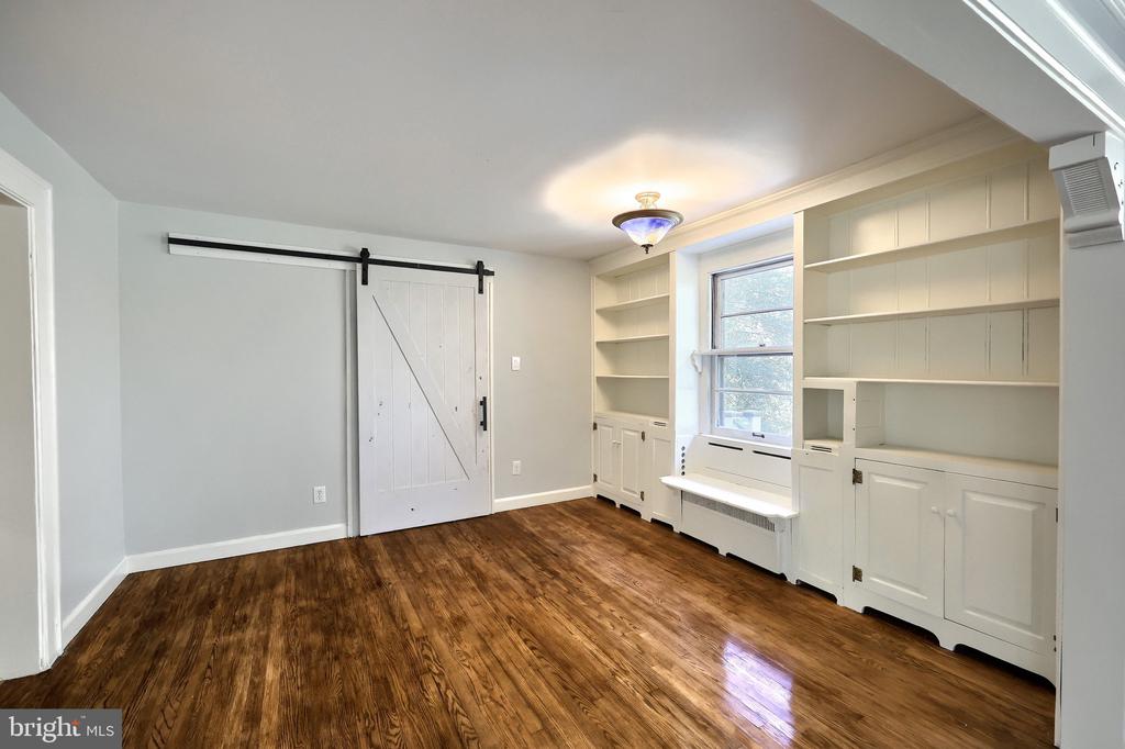 4079 WILSHIRE DRIVE