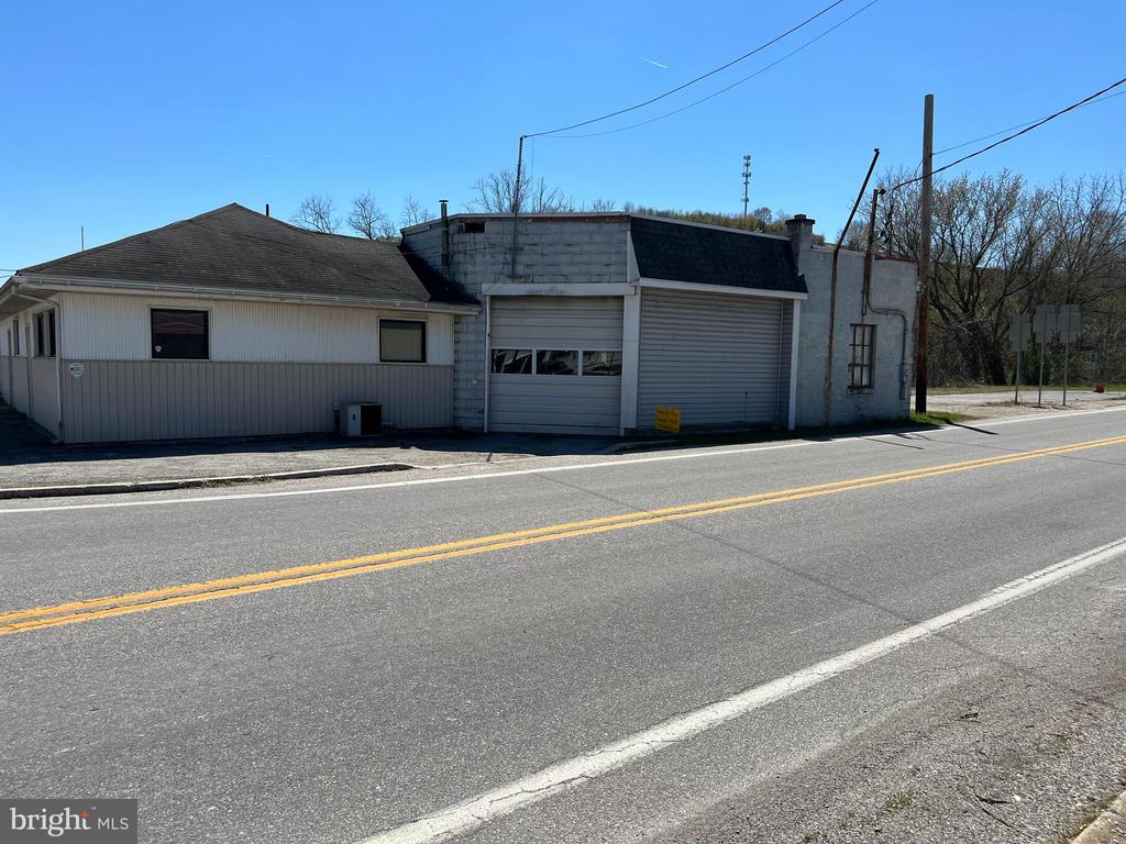 11472 N MAIN STREET EXTENSION