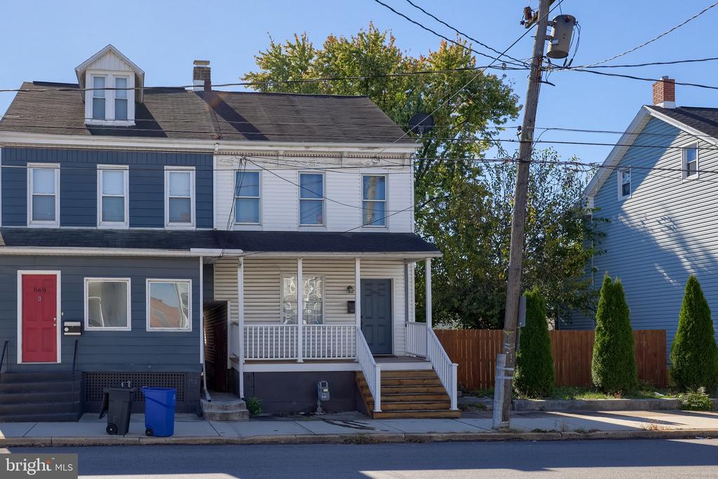866 E PROSPECT STREET