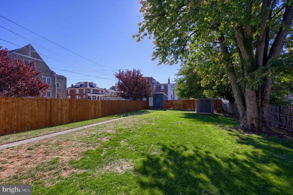 866 E PROSPECT STREET