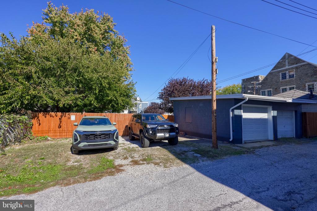 866 E PROSPECT STREET
