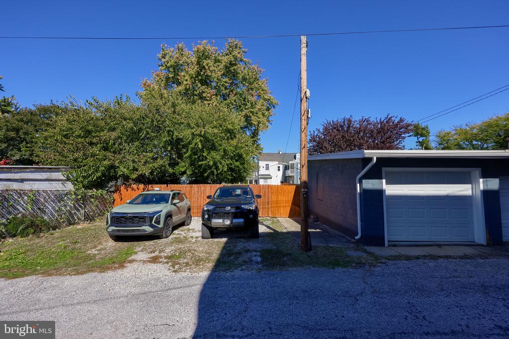 866 E PROSPECT STREET