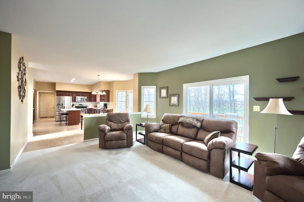 2337 WEDGEWOOD WAY