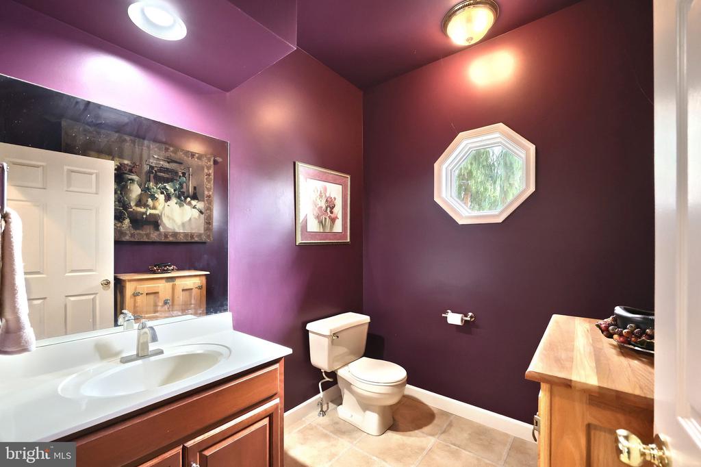 2337 WEDGEWOOD WAY