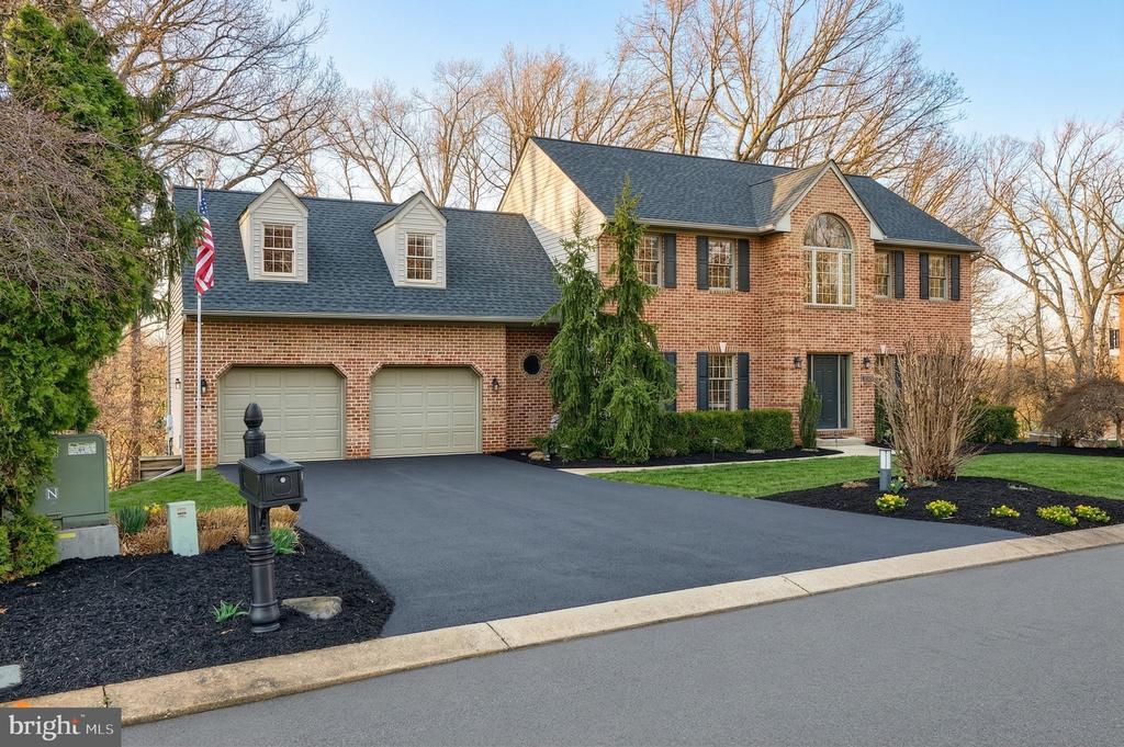 2337 WEDGEWOOD WAY