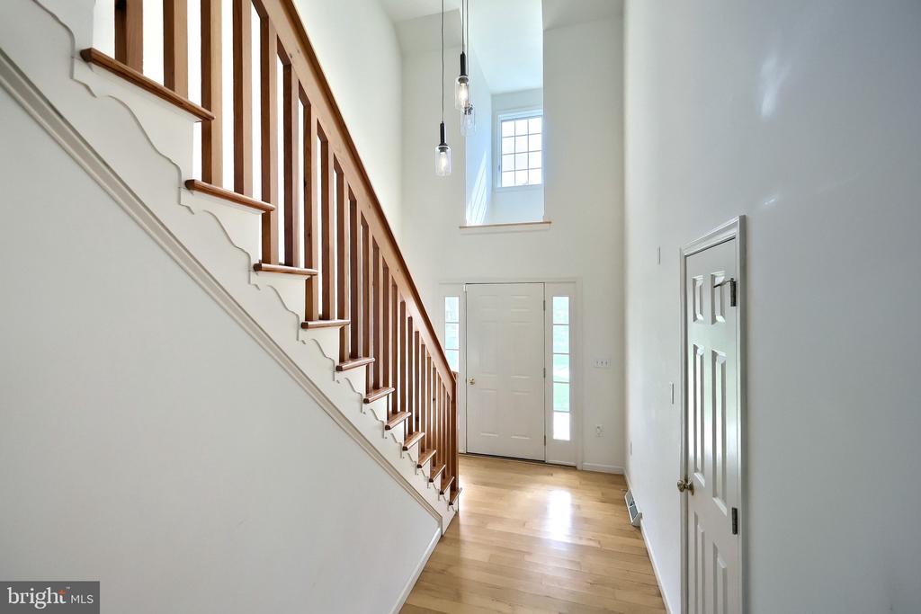 101 FAIRFAX DR.