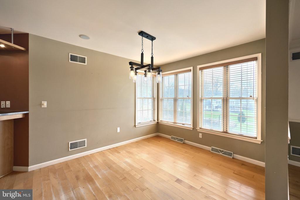 101 FAIRFAX DR.