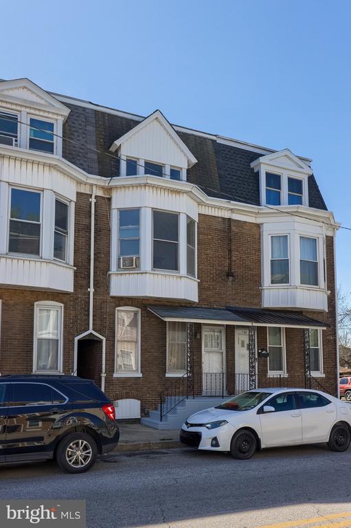 702 YORK STREET
