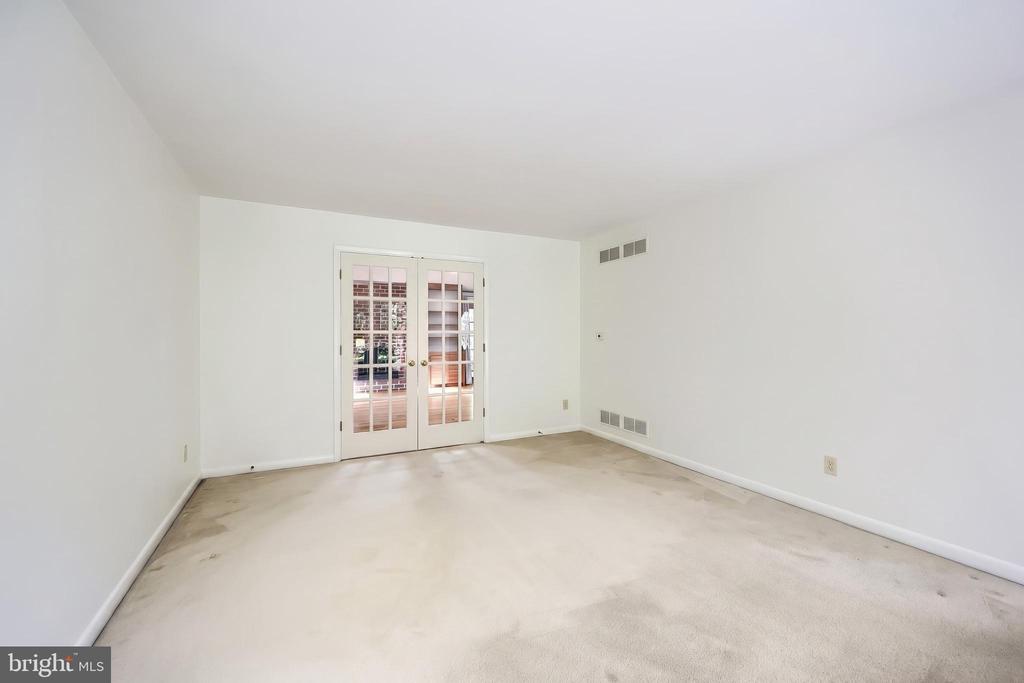 3617 CIMMERON ROAD