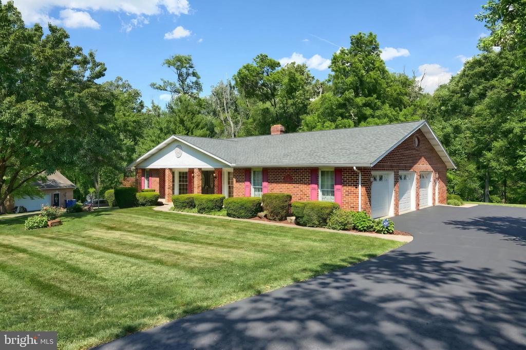 3617 CIMMERON ROAD