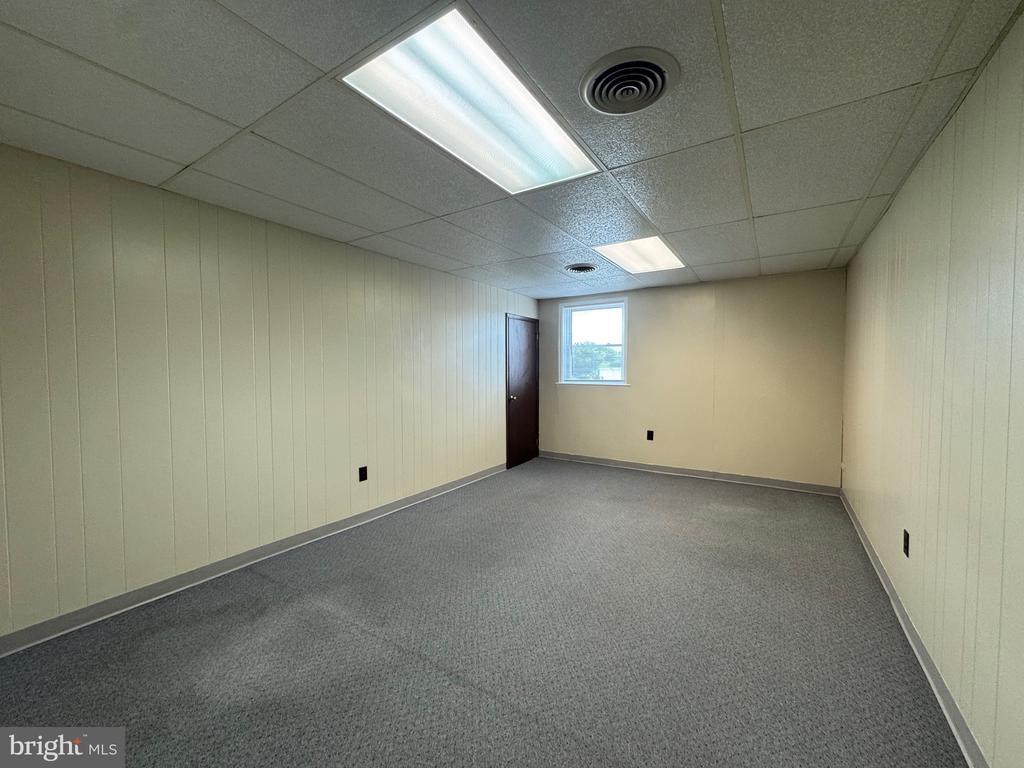 4 KENT ROAD