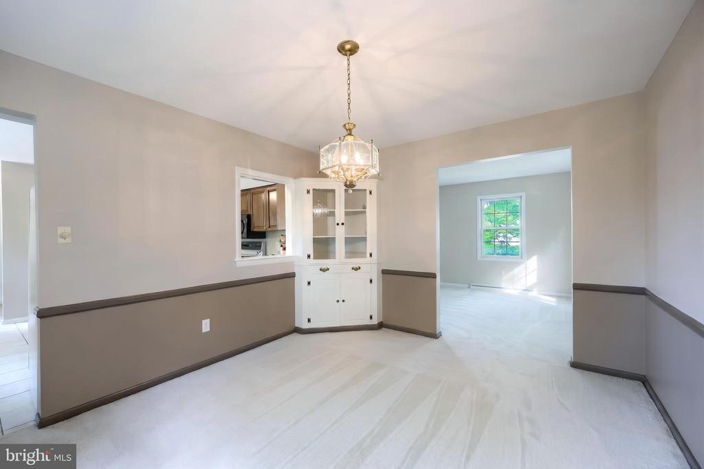 2156 SOUTHBROOK DRIVE