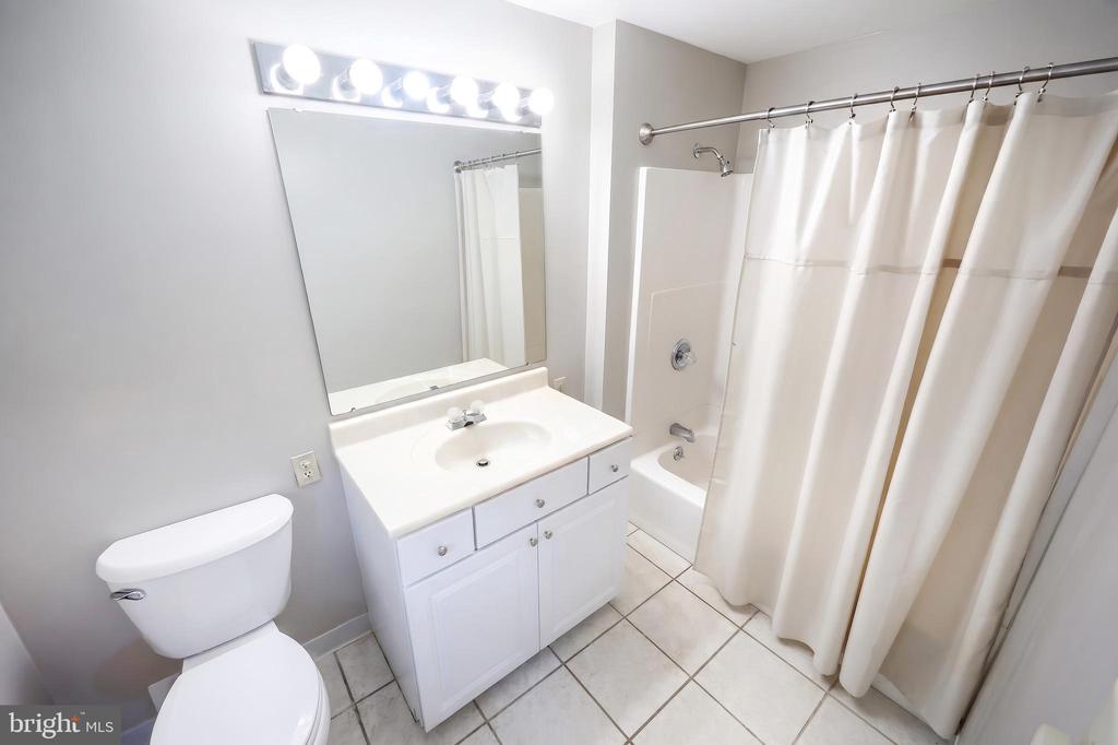 2156 SOUTHBROOK DRIVE