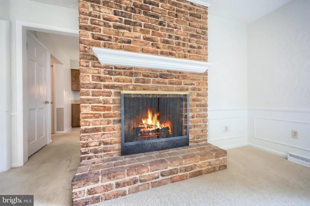 2156 SOUTHBROOK DRIVE