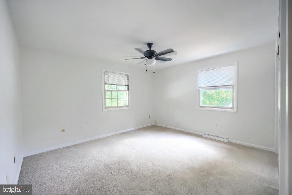 2156 SOUTHBROOK DRIVE