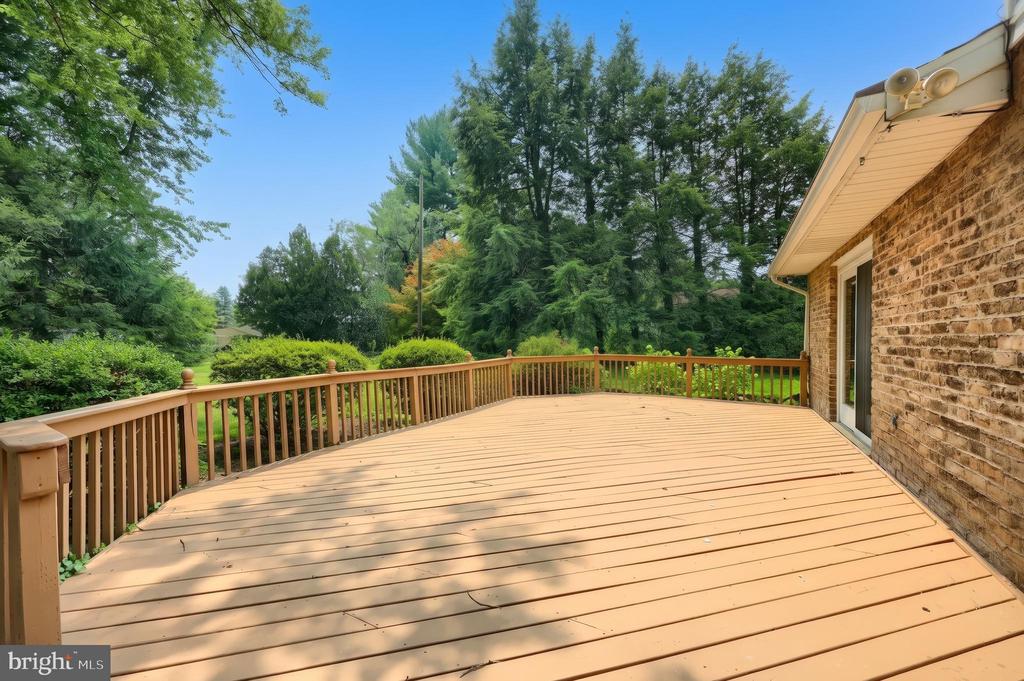 2156 SOUTHBROOK DRIVE