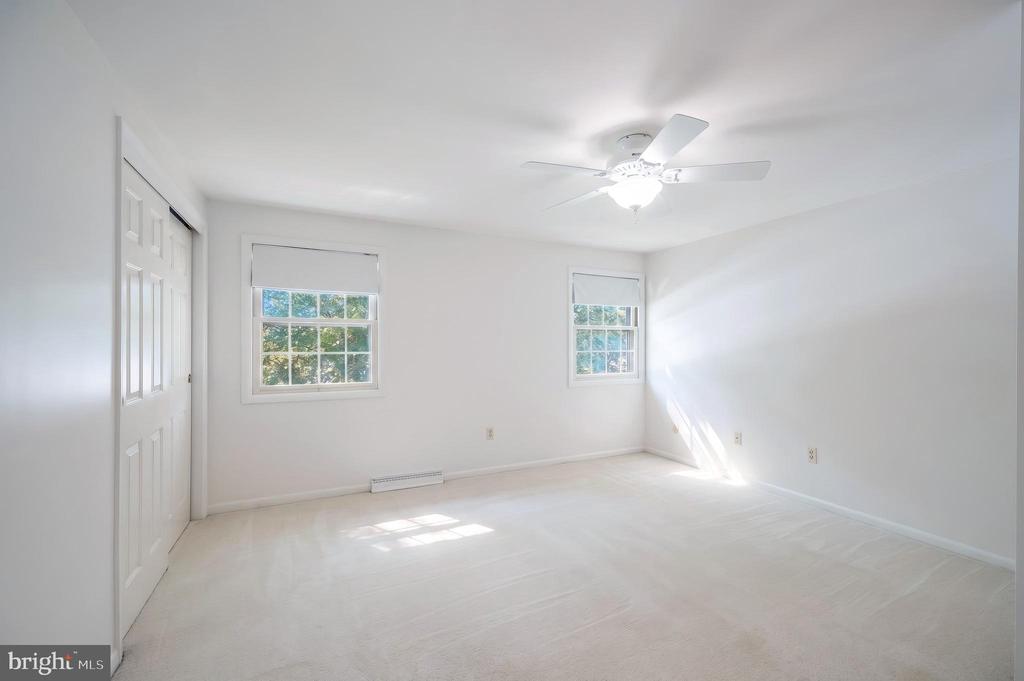 2156 SOUTHBROOK DRIVE