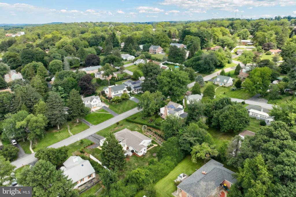 1366 SLEEPY HOLLOW ROAD