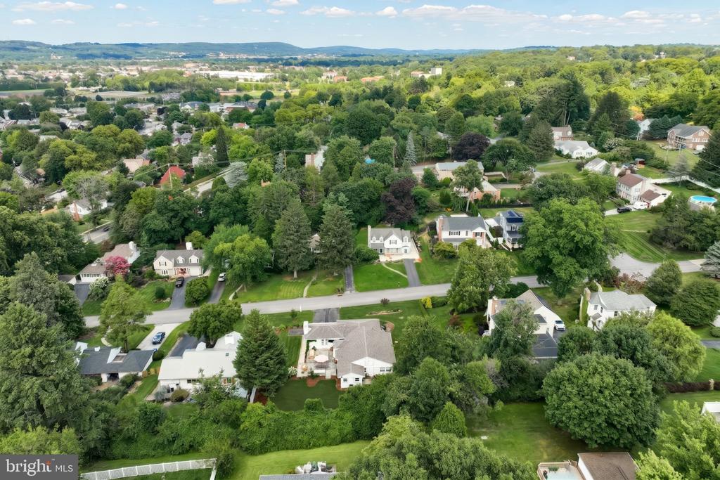 1366 SLEEPY HOLLOW ROAD