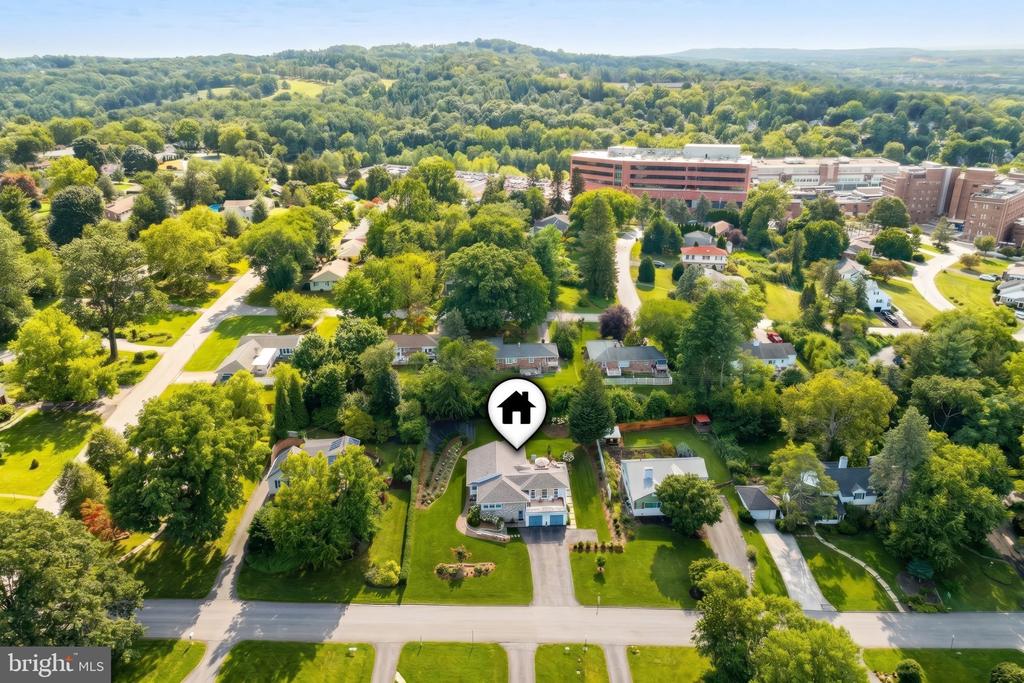 1366 SLEEPY HOLLOW ROAD