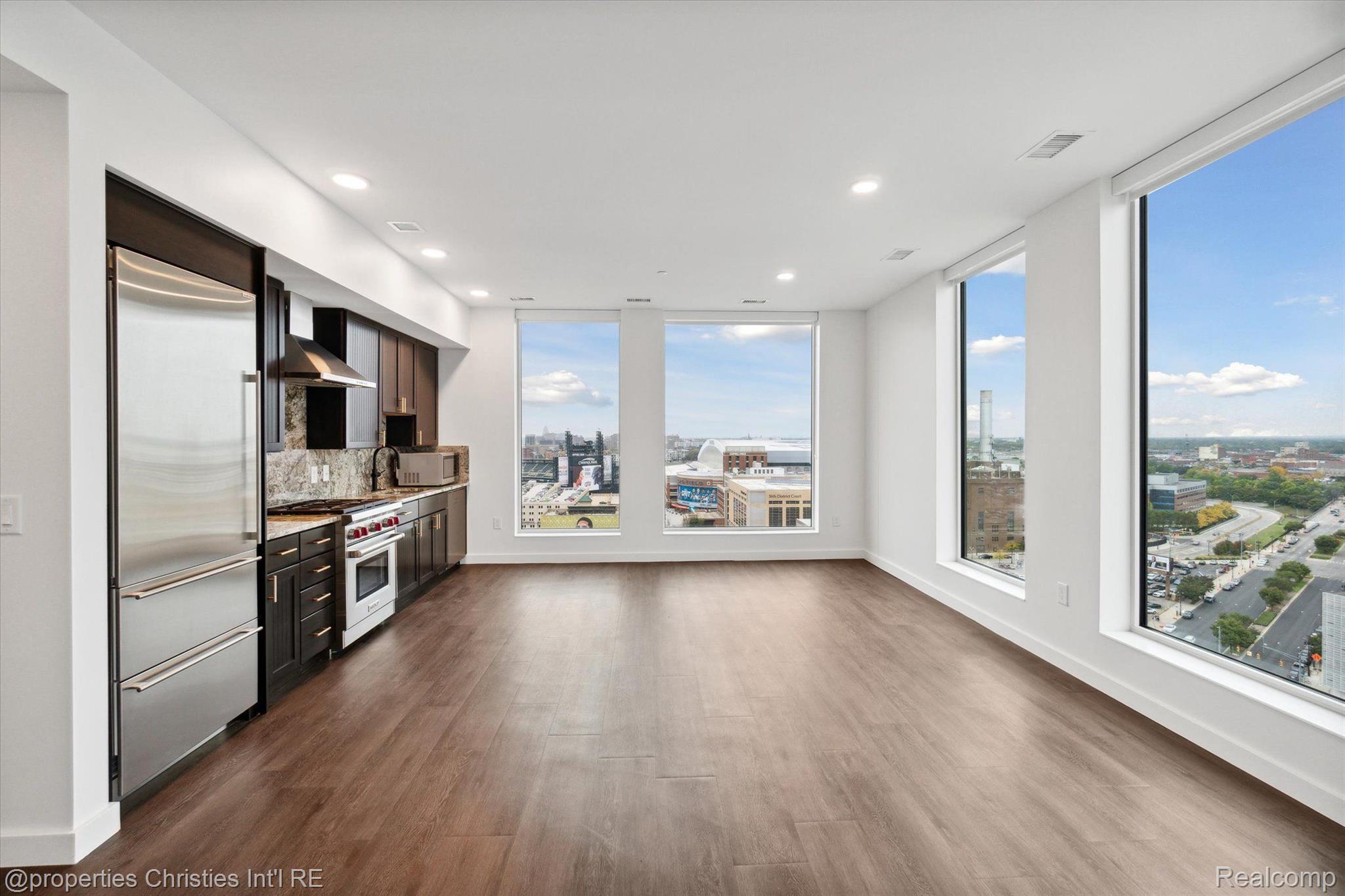 330 GRATIOT Avenue 1501