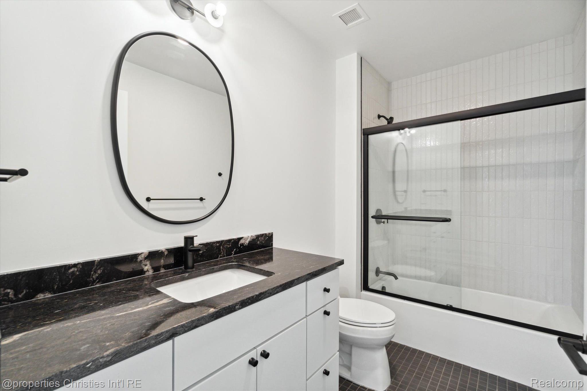 330 GRATIOT Avenue 1501