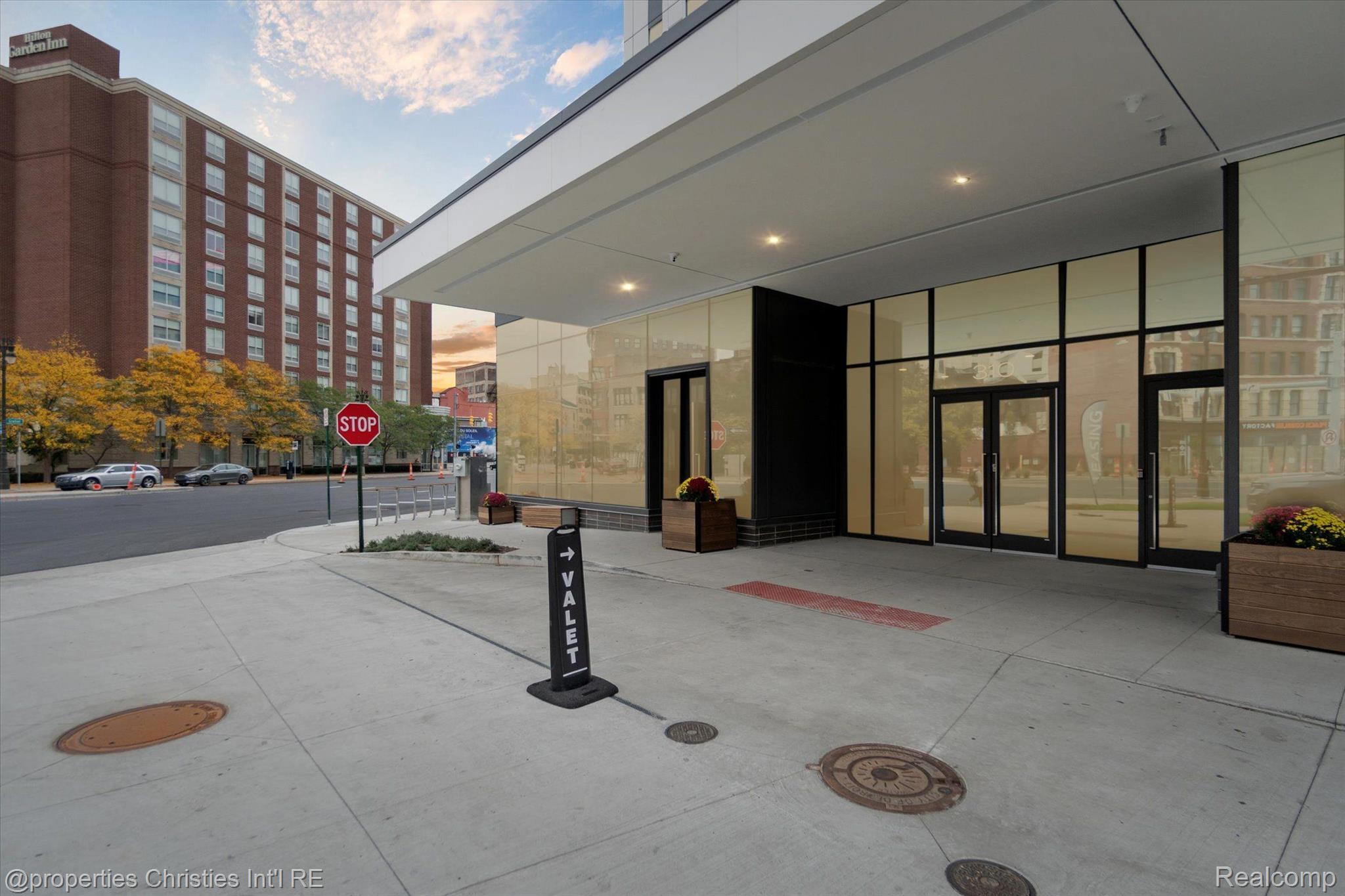 330 GRATIOT Avenue 1501