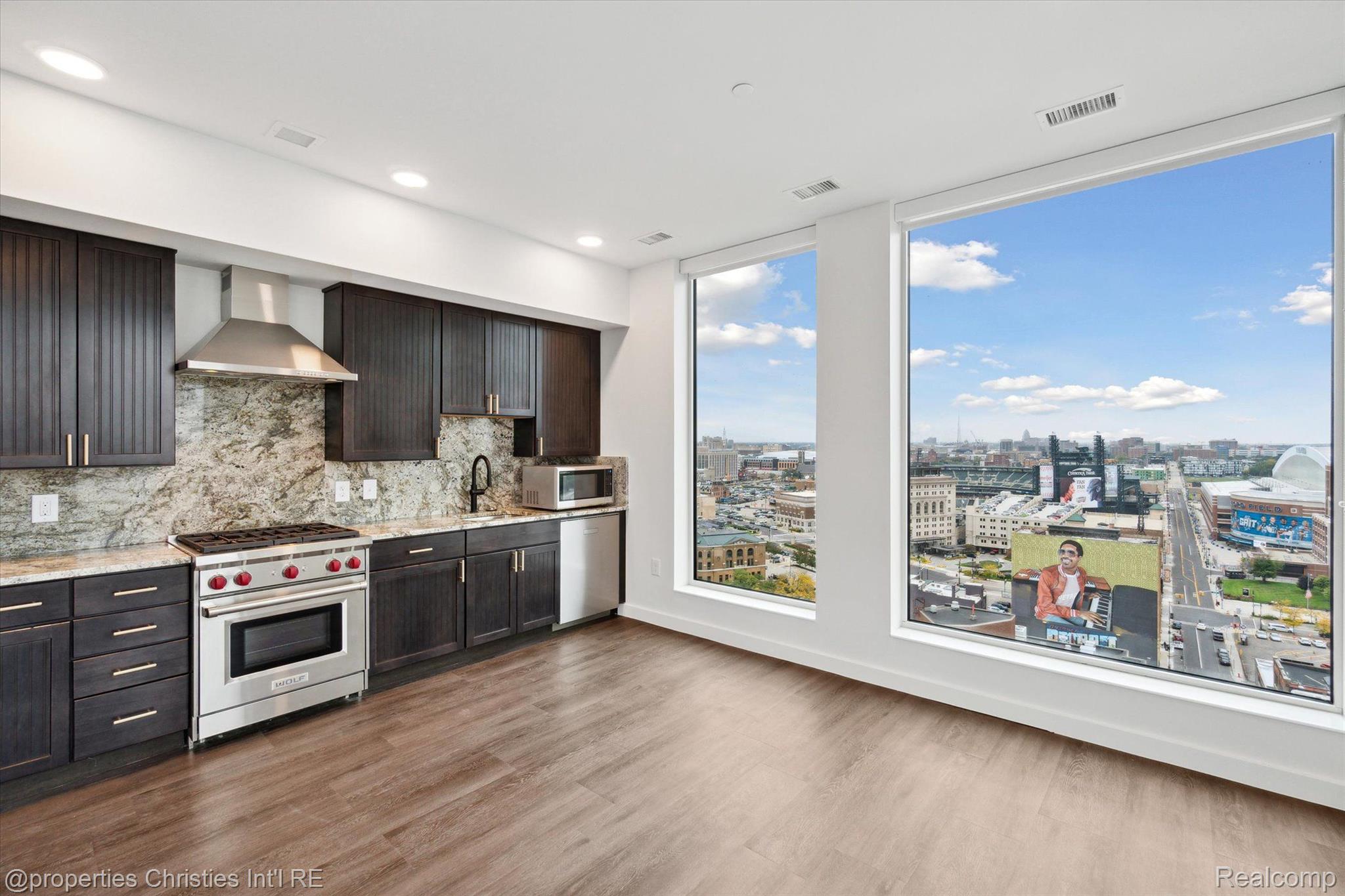 330 GRATIOT Avenue 1501
