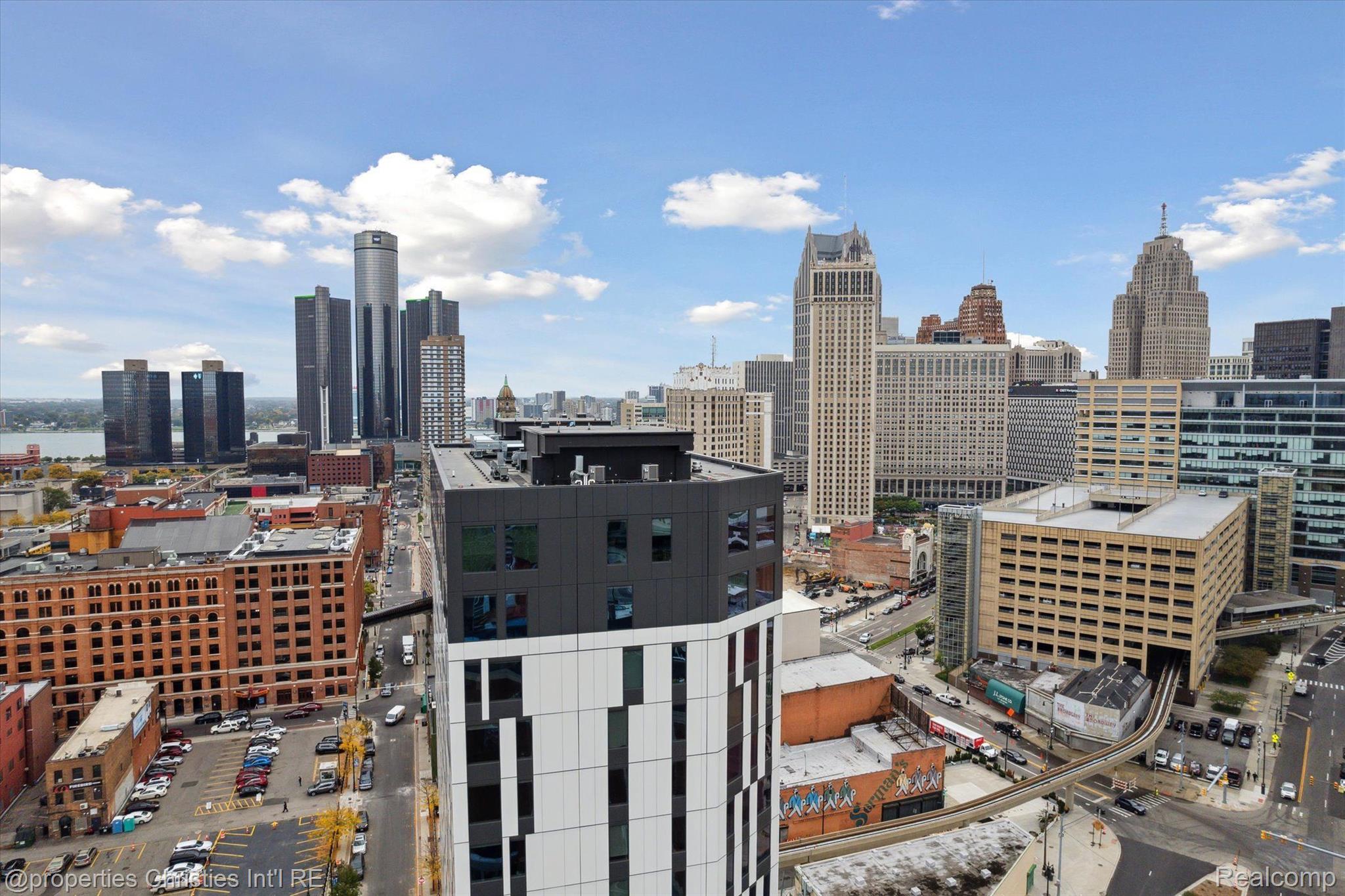 330 GRATIOT Avenue 1501