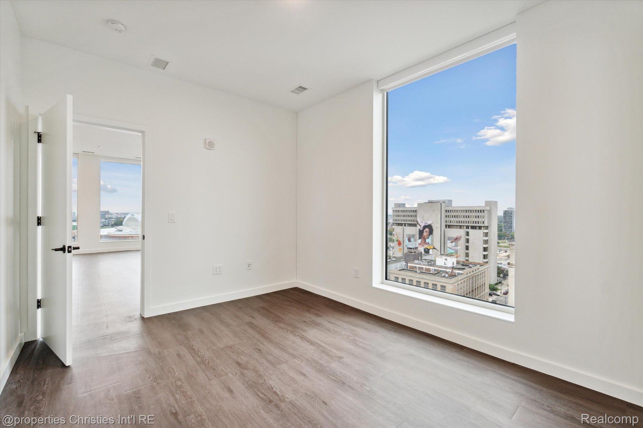 330 GRATIOT Avenue 1501