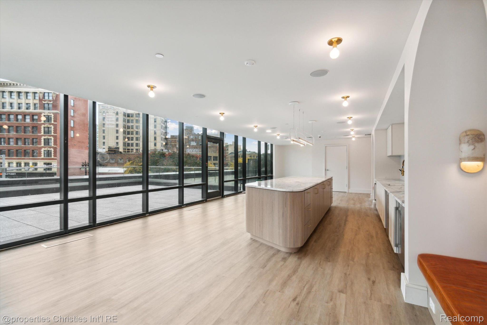 330 GRATIOT Avenue 1501