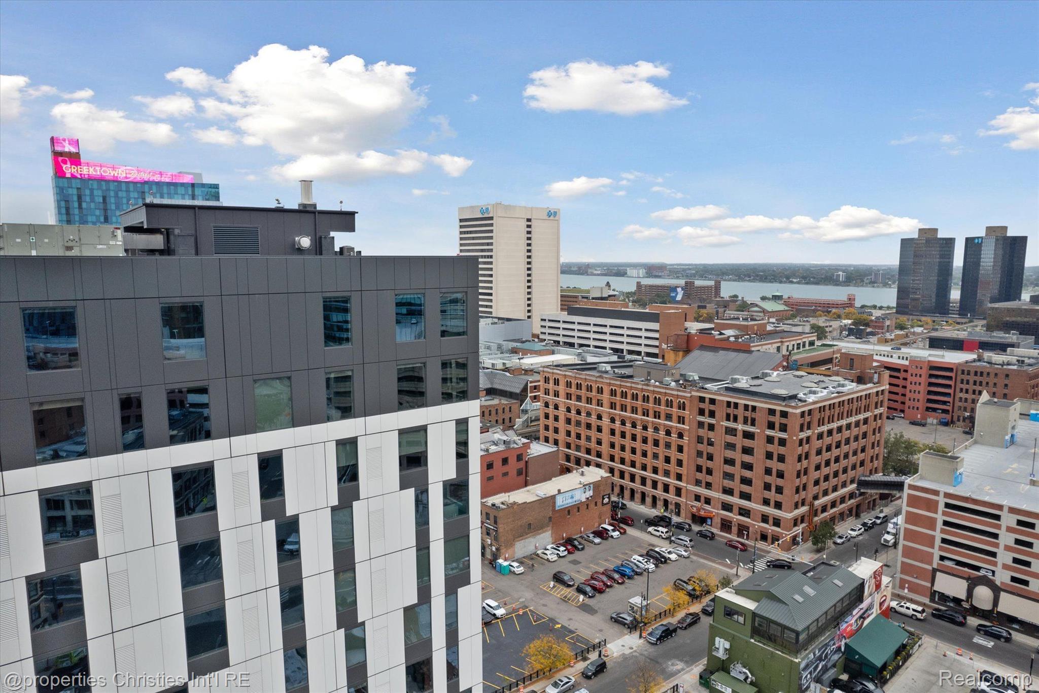 330 GRATIOT Avenue 1501