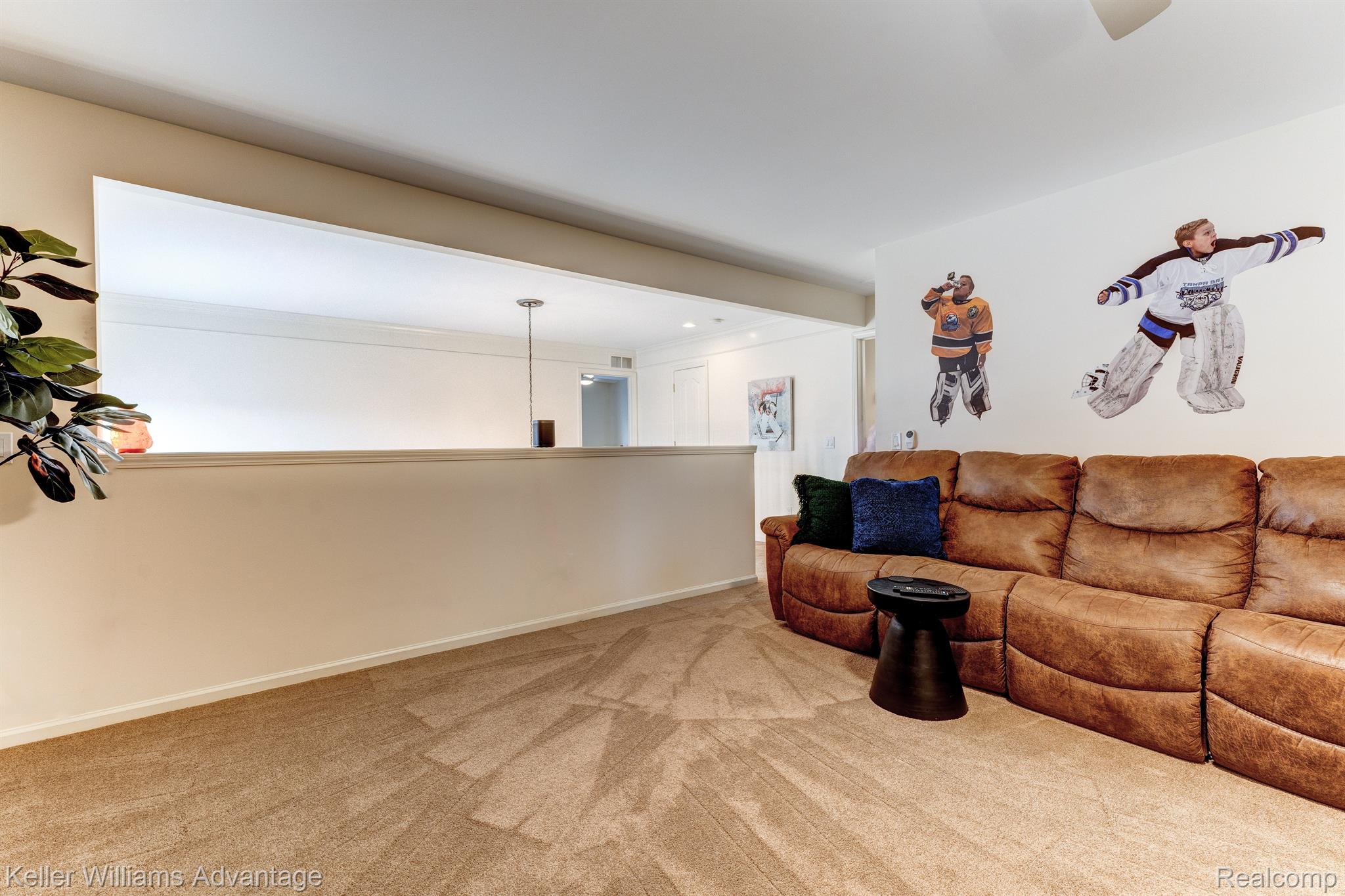16589 Cottonwood Court