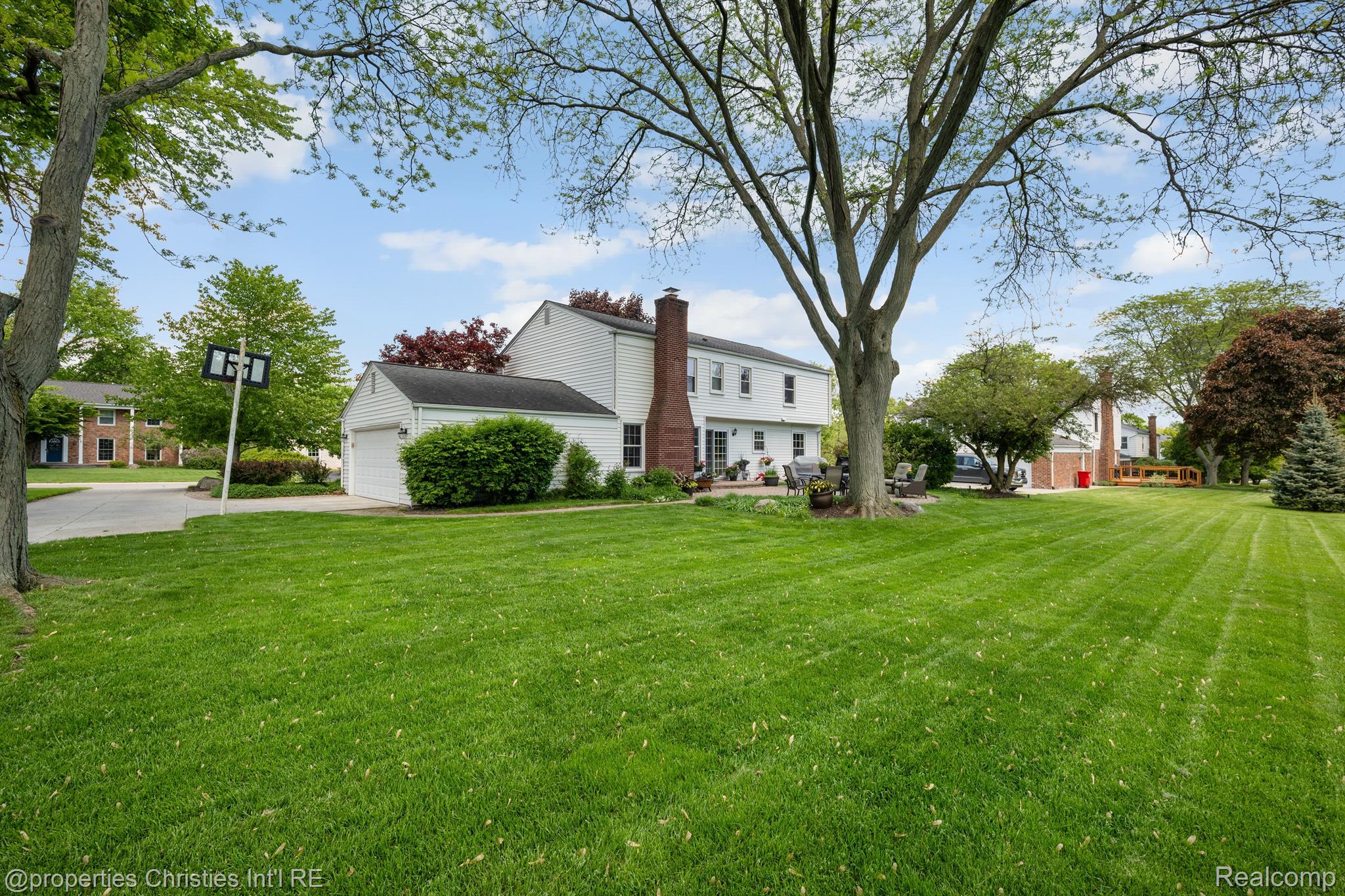4335 GREENSTOWN Drive