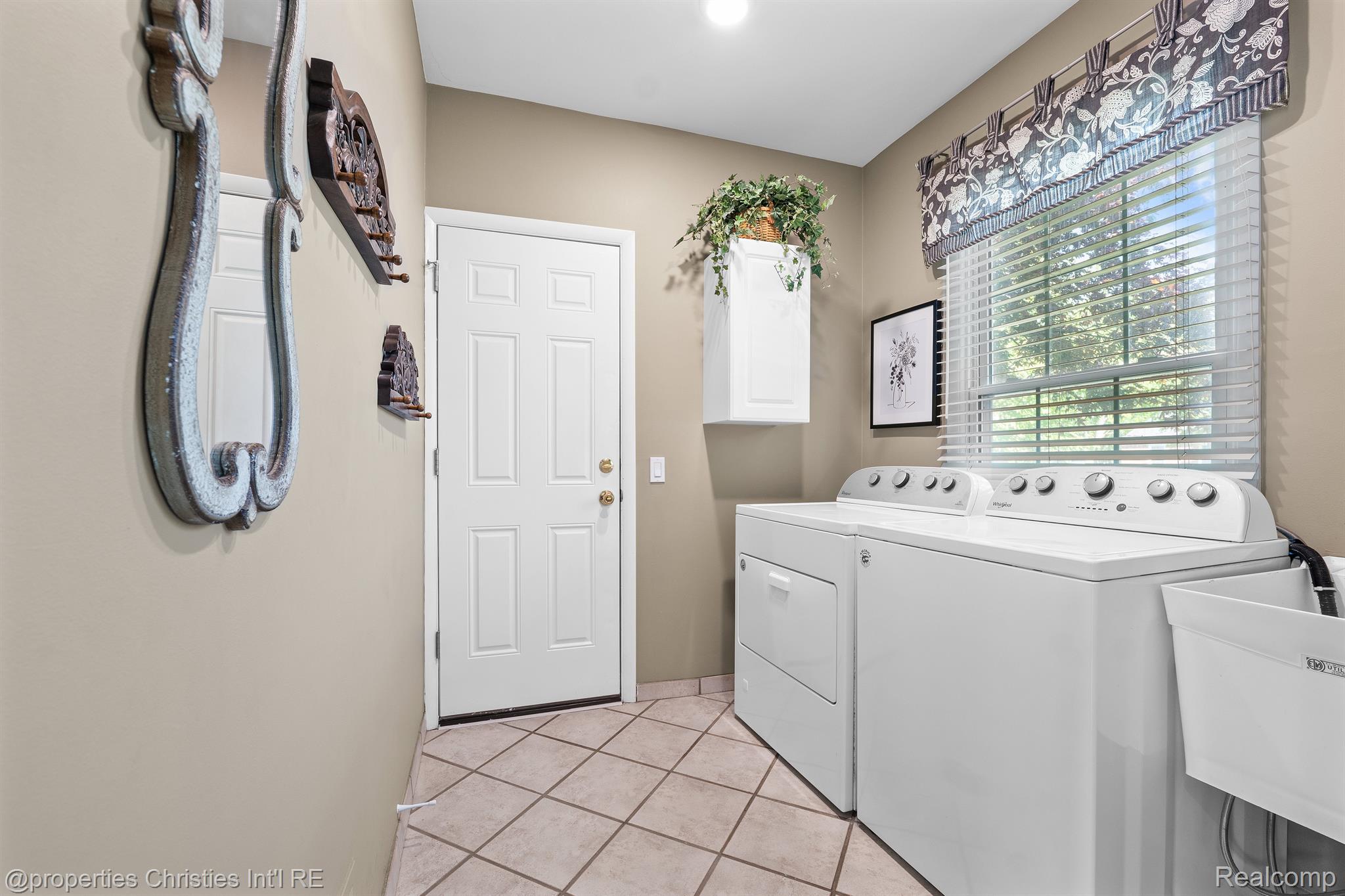 4335 GREENSTOWN Drive