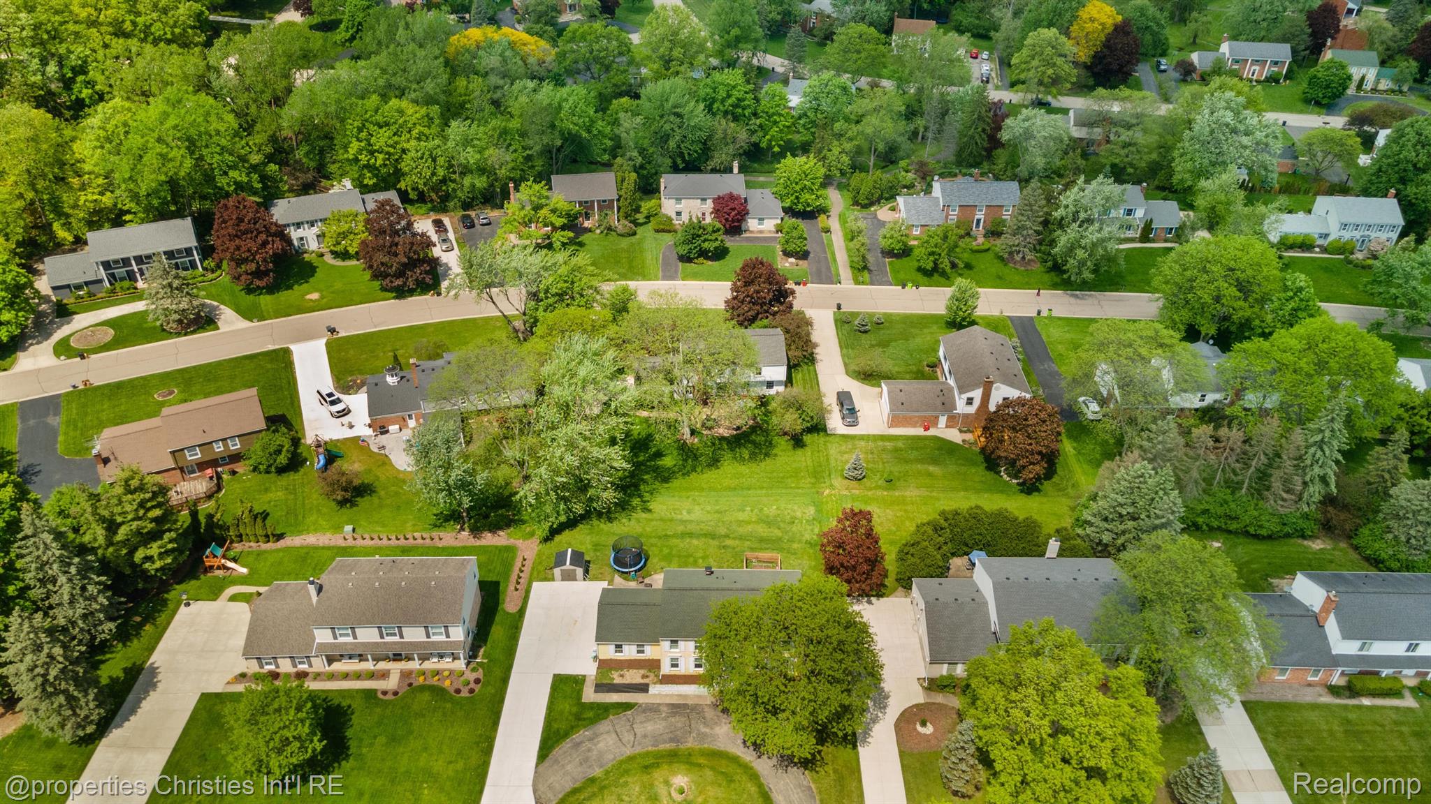4335 GREENSTOWN Drive