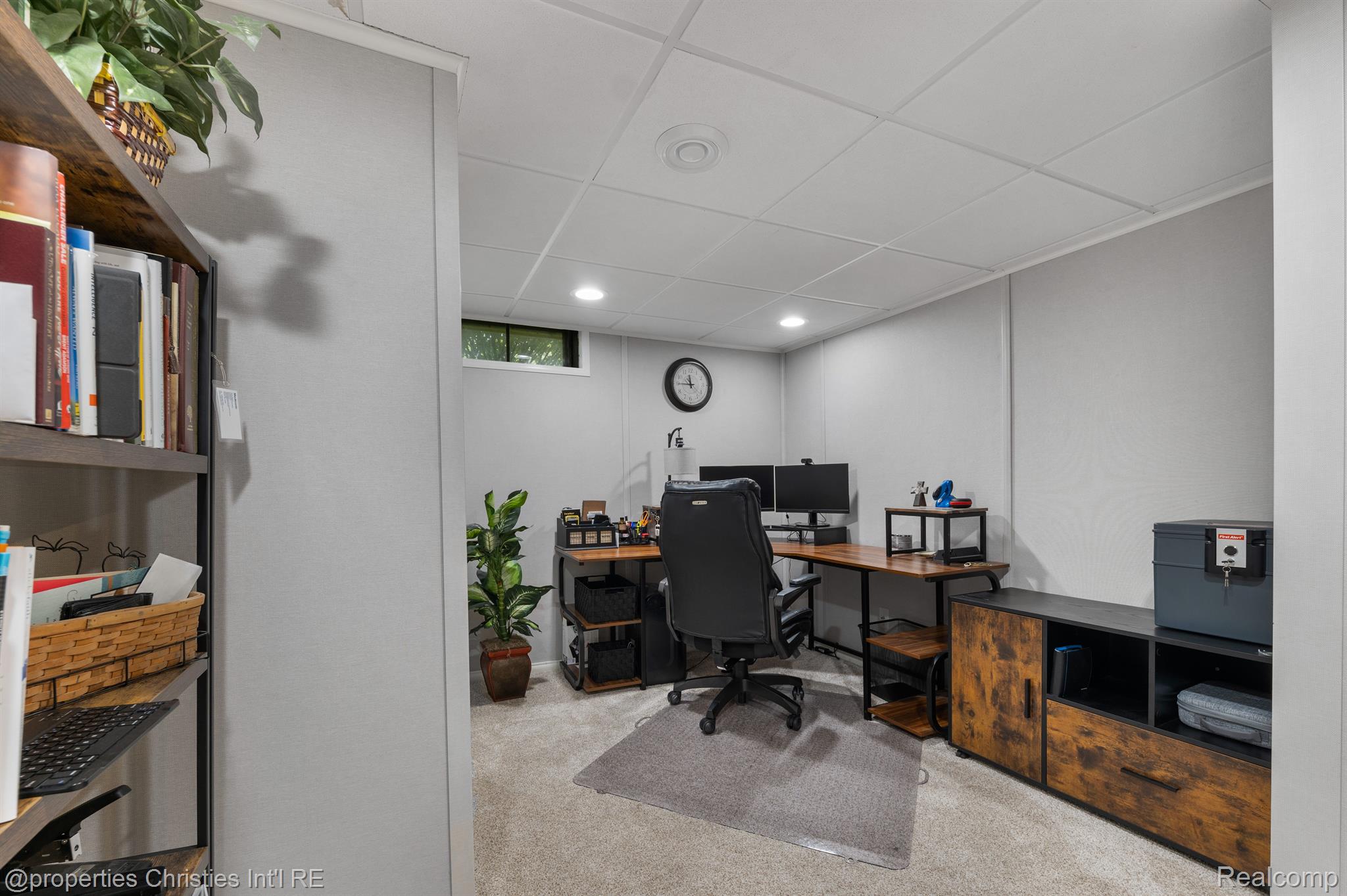 4335 GREENSTOWN Drive