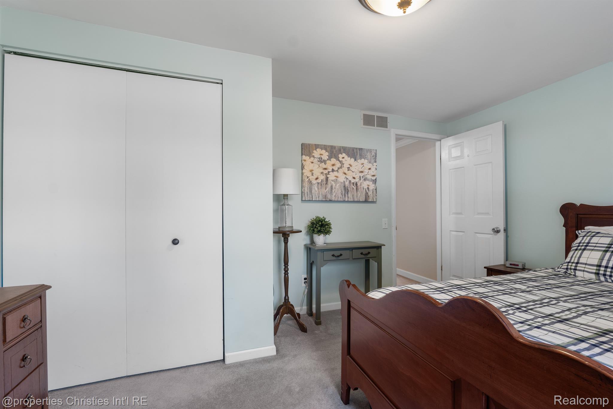 4335 GREENSTOWN Drive