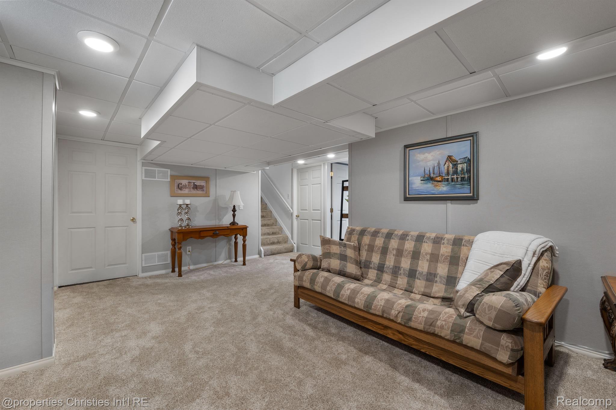 4335 GREENSTOWN Drive