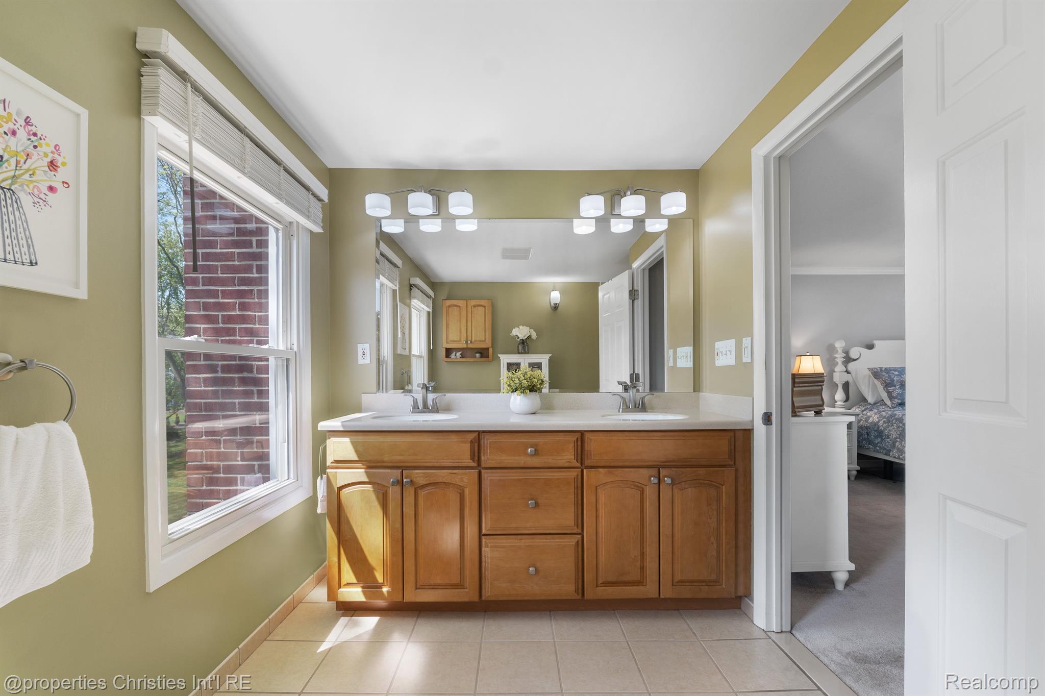 4335 GREENSTOWN Drive