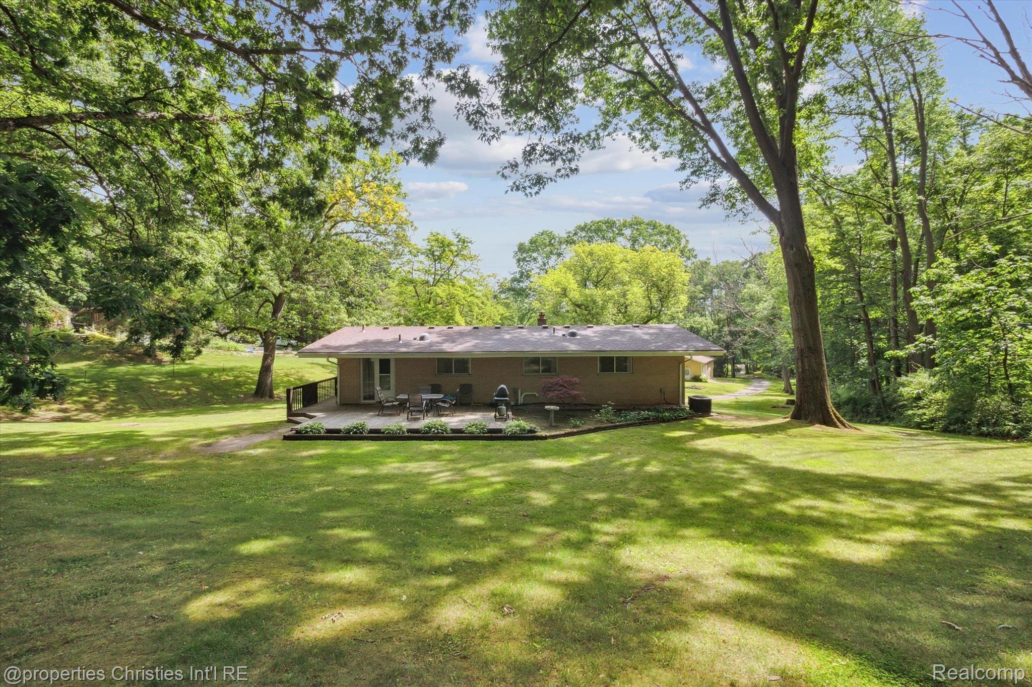 336 S GARNER Road