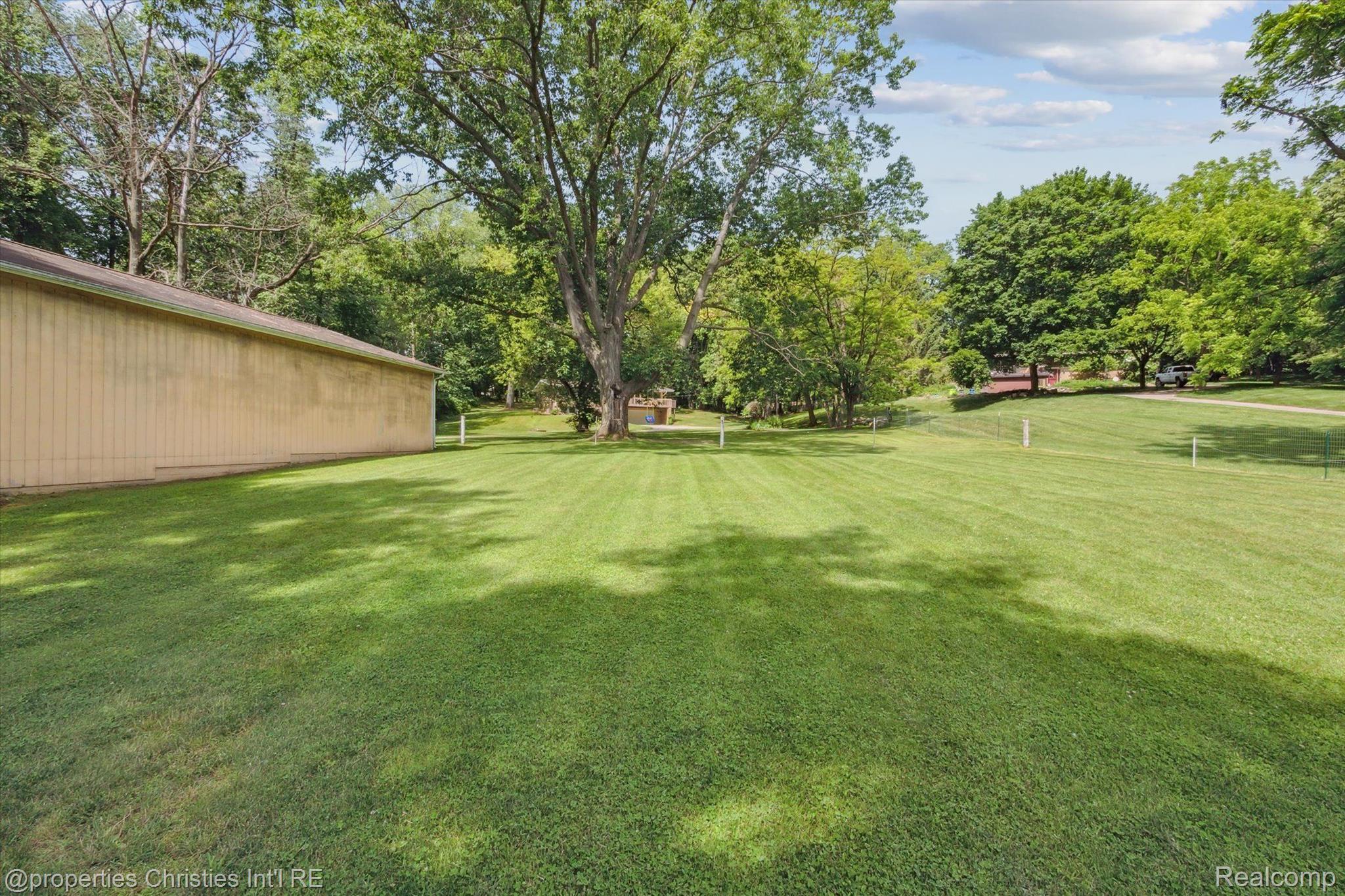 336 S GARNER Road